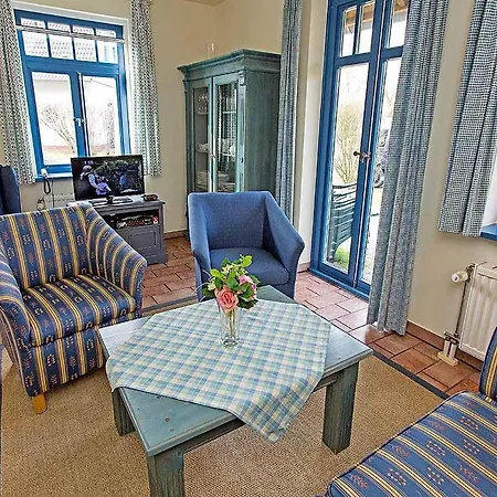 Ferienhaussiedlung Strandperlen Weidenhof 8d Вустров